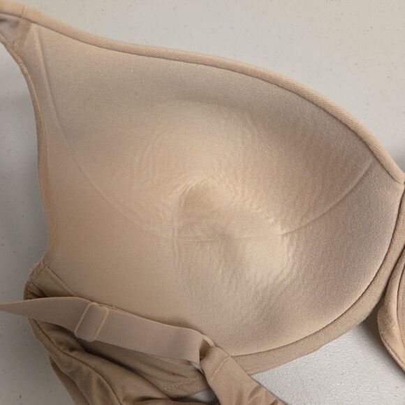 Lot of 2 Vanity Fair Bra 40D Black No Pad Wired 76080 Tan Light Pad Wired 75204 - Picture 5 of 16